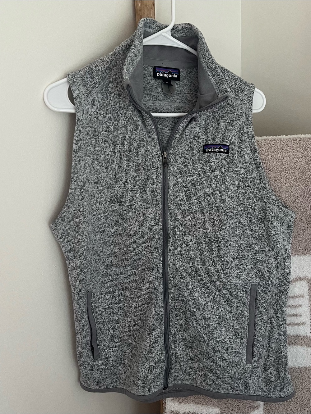 Patagonia Women Better Sweater Fleece Vest Full-Zip Medium Birch White - Picture 2 of 7